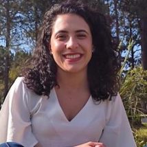 Camila, Cerimonialista